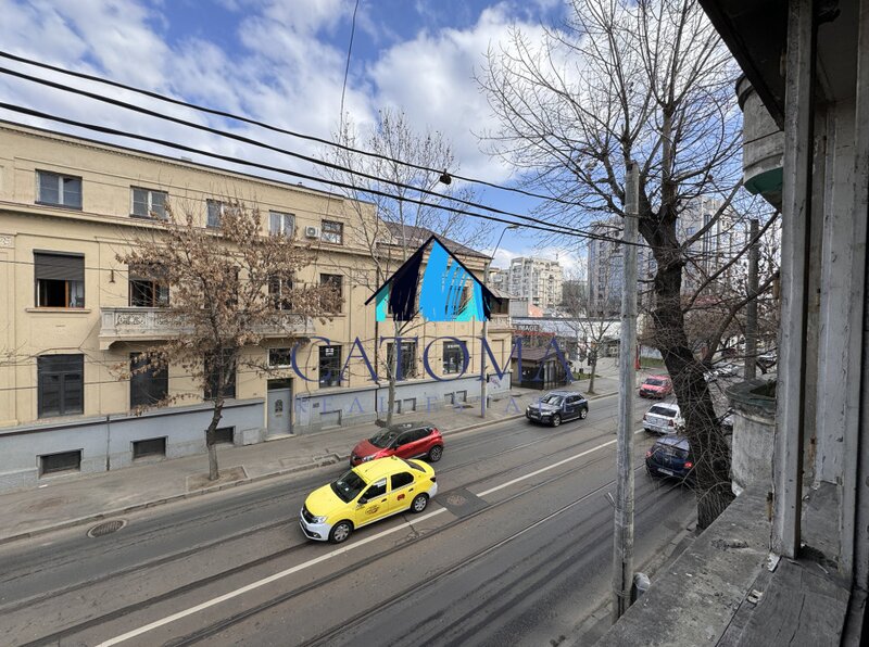 Marasesti, stradal, investitie, ideal apartamente, clinica sau aparthotel.