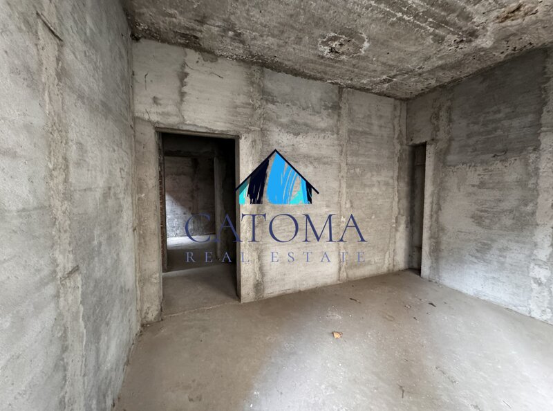 Marasesti, stradal, investitie, ideal apartamente, clinica sau aparthotel.