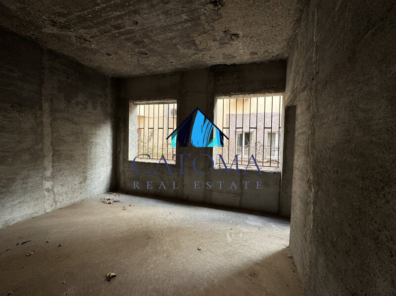 Marasesti, stradal, investitie, ideal apartamente, clinica sau aparthotel.