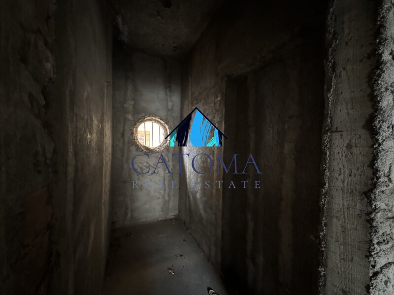 Marasesti, stradal, investitie, ideal apartamente, clinica sau aparthotel.